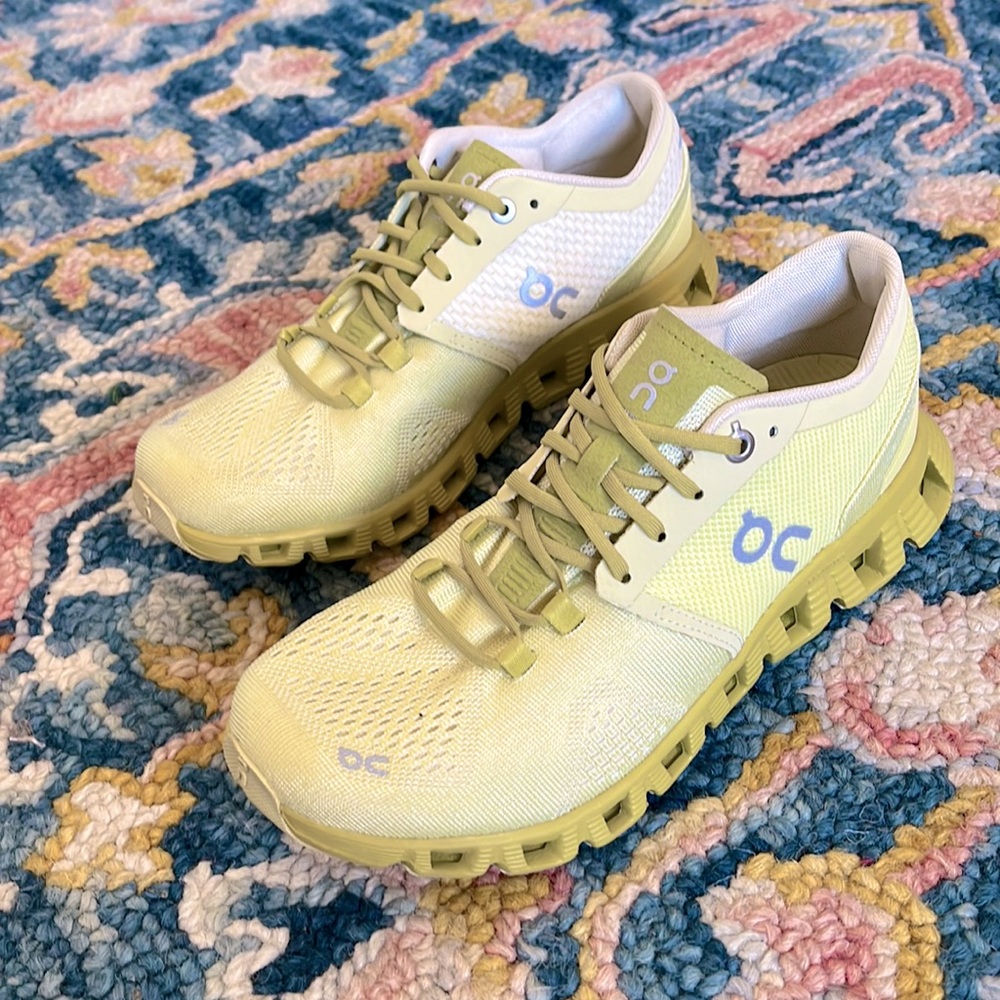 NWT ✨ ON Cloud X Running Shoes